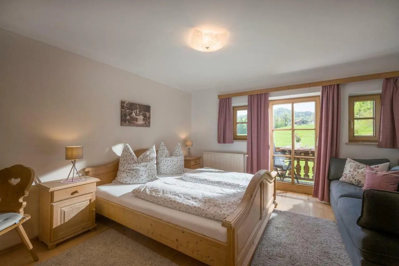 Farm stay Lainthalerhof Villa Oberaudorf