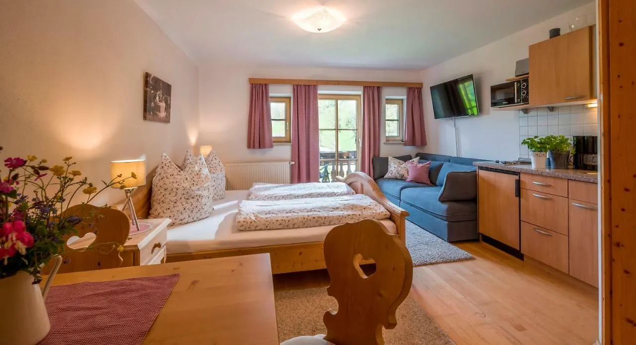 Farm stay Lainthalerhof Villa Oberaudorf Germany